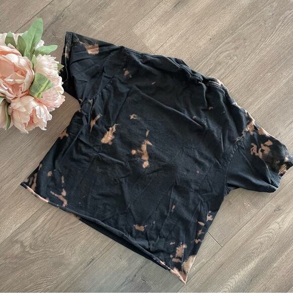 Attack on Titan Captain Levi Black Upcycle Bleach Dyed Cropped Top - Picture 3 of 3